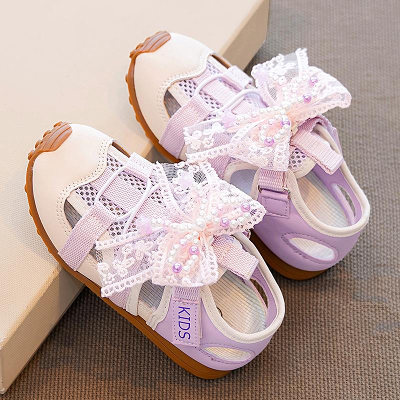 

Children s breathable mesh sneakers, trendy spring-summer new model for girls, soft-soled casual outdoor sports shoes for toddlers 26-30One Hand5Double