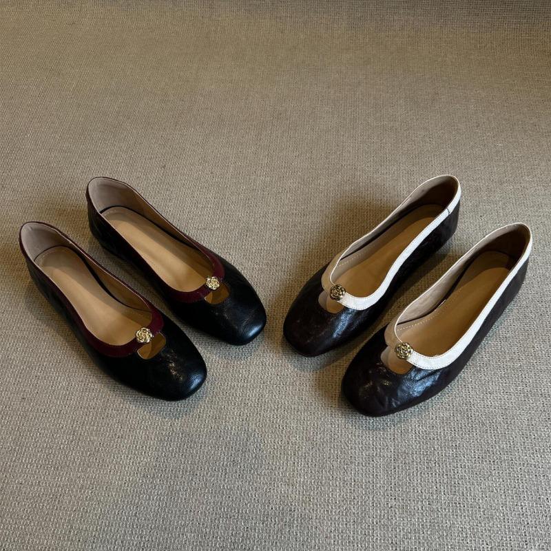 Hot Selling Women Dress Shoes Leather Spring 2025 New French Style Square Toe Ballet Shoes Women Mid Heel  Women Office Shoes