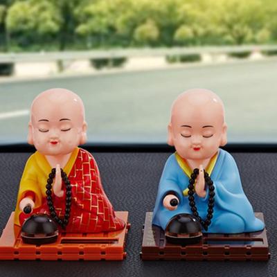 Solární hračka buddhistický mnich postava Tančící houpačka postava Model hračky Dashboard