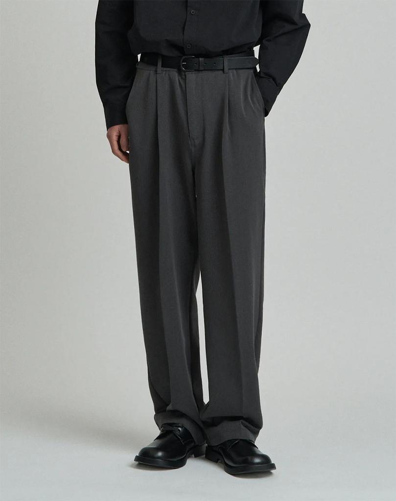 WORK ON BODY OFF [Fleece-Lined] Rebe Semi-Wide One-Pleat Slacks (2 Colors)