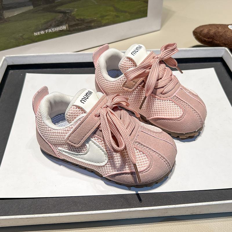 Korean-style children's sports shoes, retro spring-summer soft-soled mesh casual shoes for boys, Velcro breathable shoes for girls