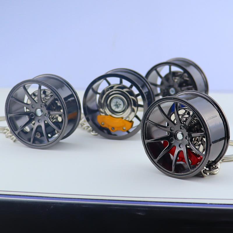 Wheel Hub Car Key Chain Fidget Toy Car Tire Brake Disc Keychain Gadget Keyring Bags Pendant 3D Alloy Model Gift Decor