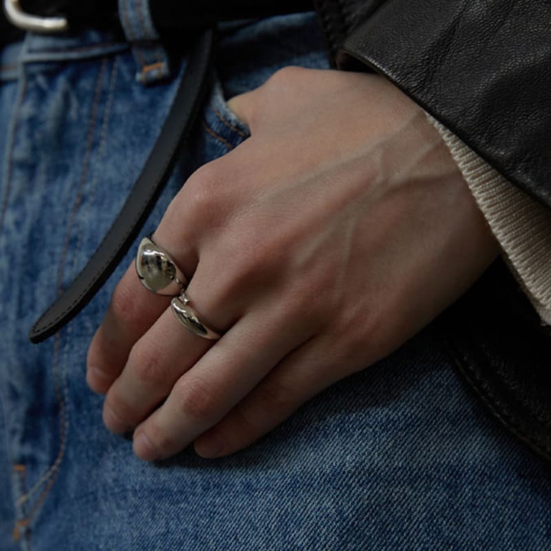 LOVE ME MONSTER Minimal Free Ring (L243MRI020)