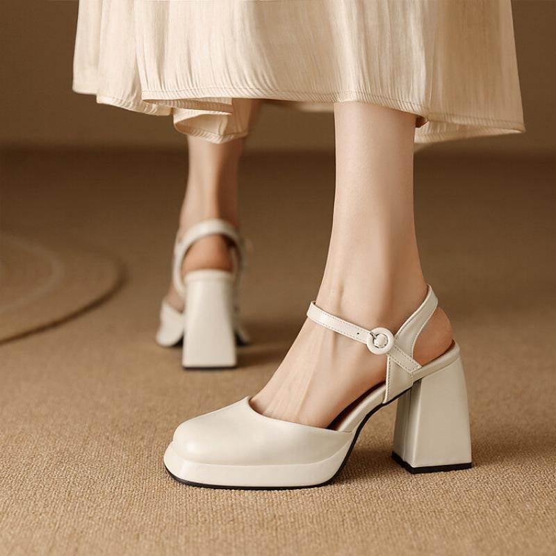 New Square Head Roman Sandals Summer Women's High-heeled Sandals Patent Leather Large-size Shoes Casual Women's Shoes Thick-soled Waterproof Table