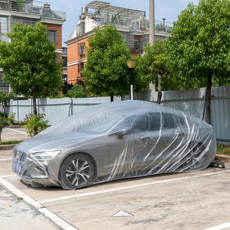 Priehľadný jednorazový priehľadný kryt na oblečenie do auta Prachotesný vodeodolný odolný voči prachu z farby plastová PE fólia vodeodolný kryt na auto