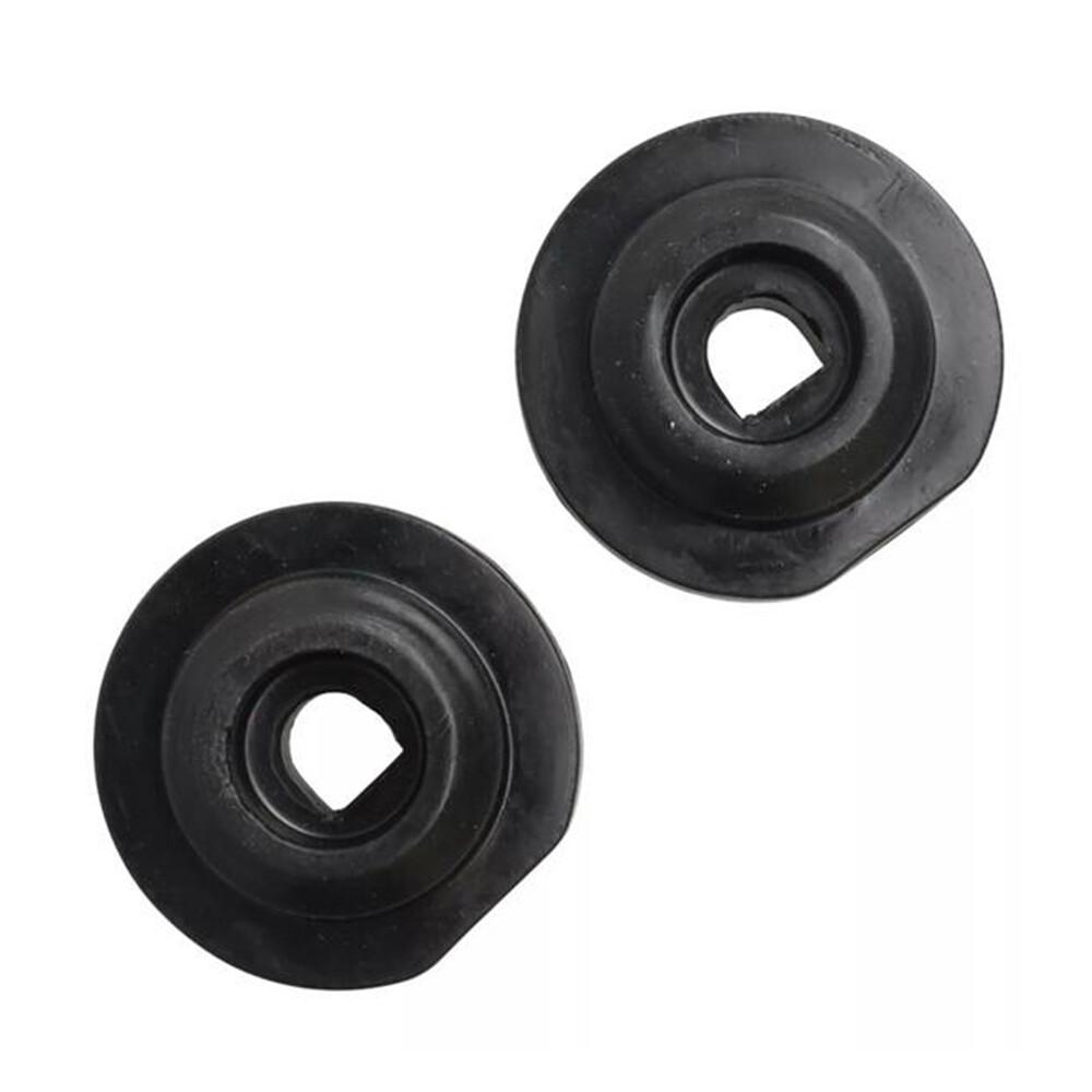 2PCS Rubber Lower Radiator Bushing For Dodge Challenger Chrysler 300 2011-