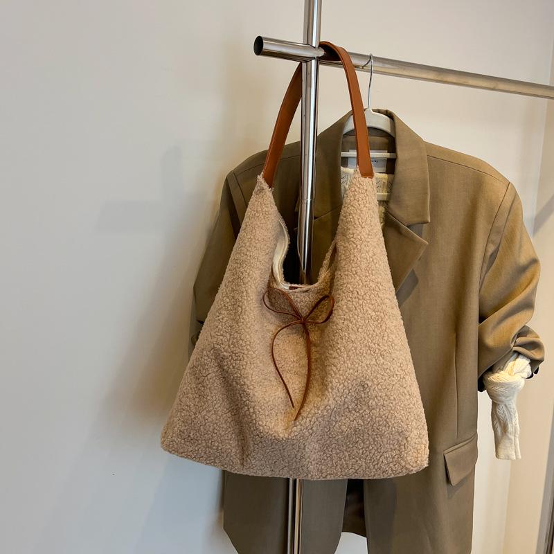 

Women s High-End Fashion Plush Shoulder Bag - Large Capacity, Korean Style