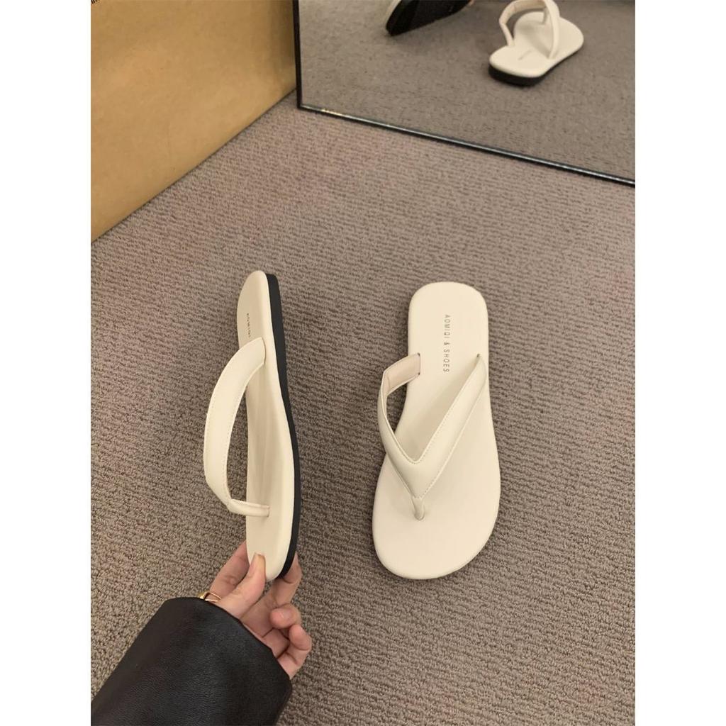Flat-bottomed flip-flops shoes women's shoes 2025 summer wear beach French small sandals soft-soled toe sandals