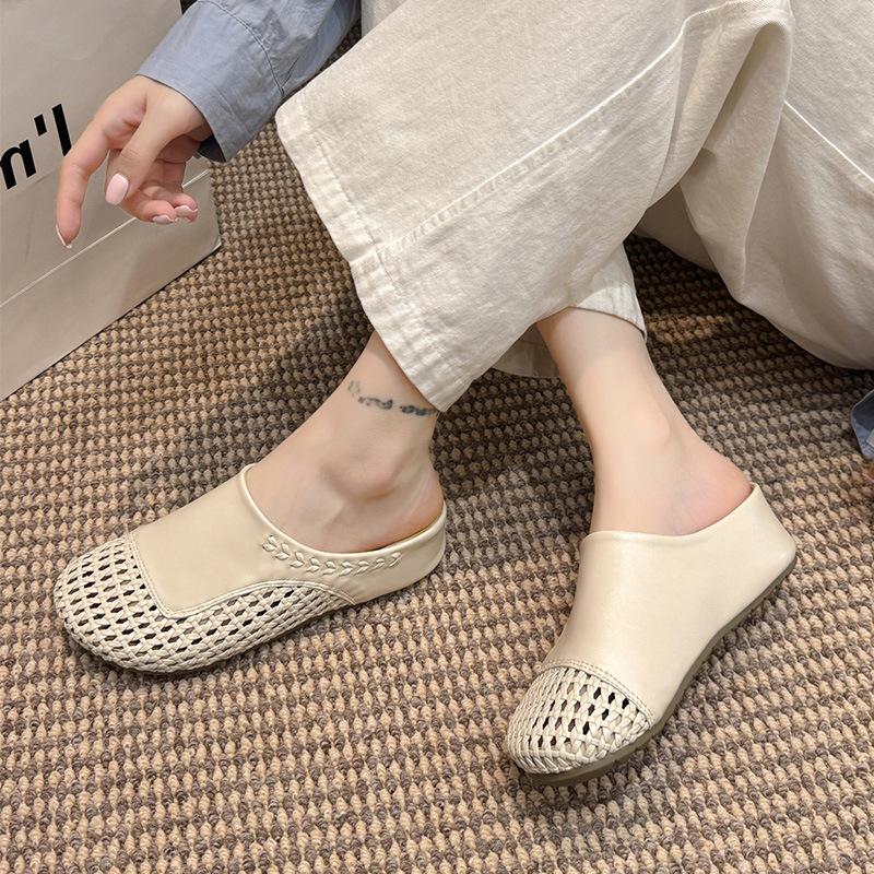 Versatile soft-soled bag head half slippers women's 2025 summer new French high-end single shoes round head hollowed out outside sandals