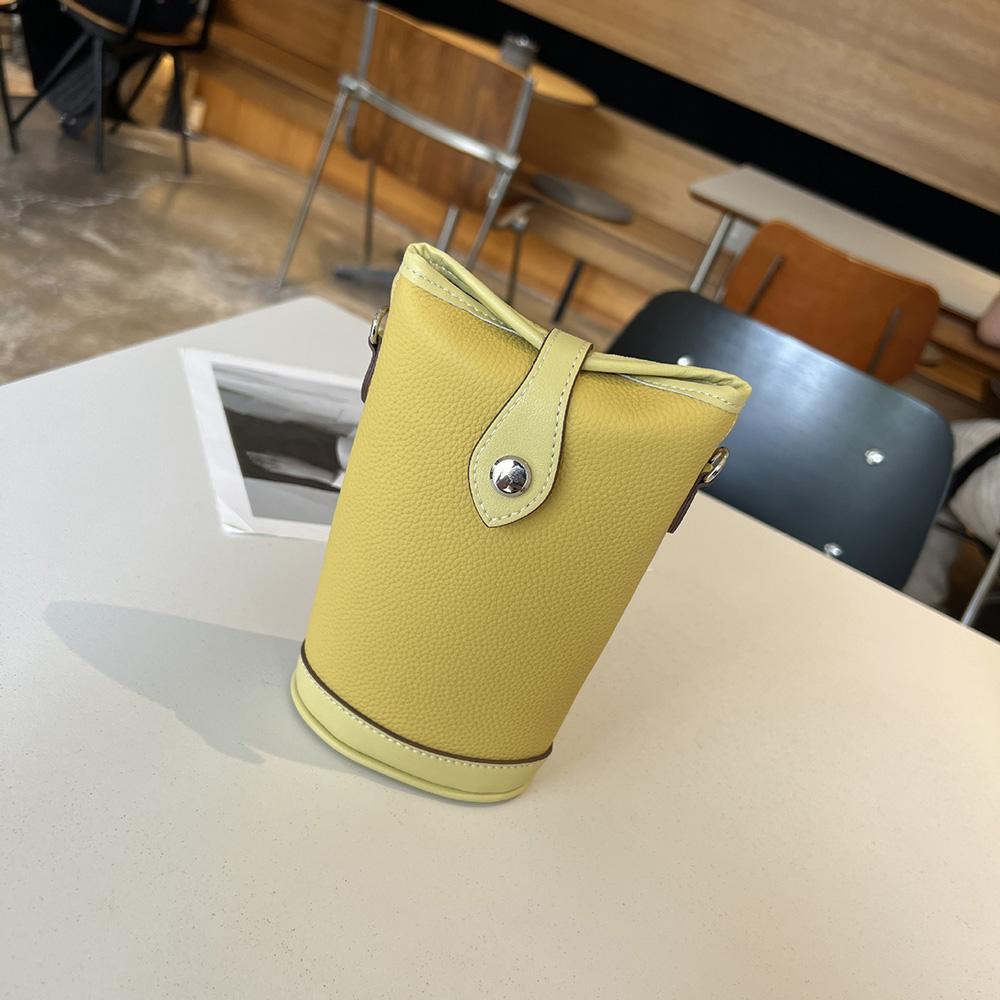 

2025 Новые Мини Женские Сумки Кроссбоди Двухцветная Натуральная Кожа Маленькая Сумка Через Плечо Сумка-Ведро Кошелек из Первого Слоя Коровьей Кожи жёлтый