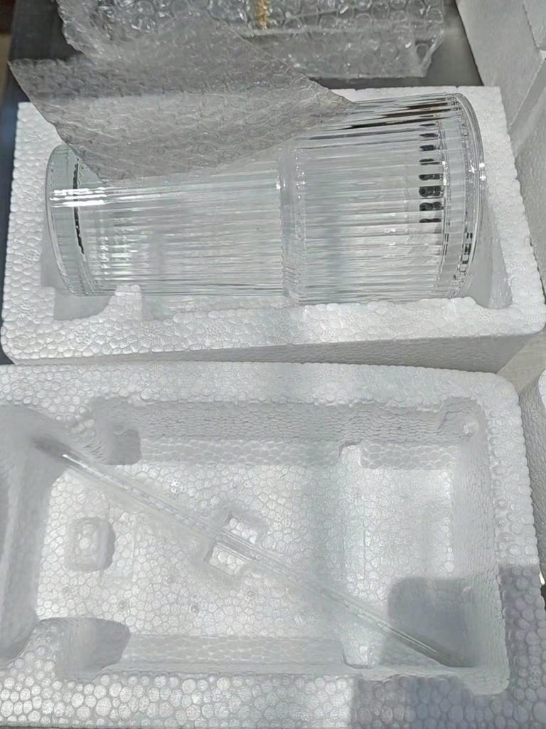 500ml gestreifte Glasbecher mit Deckel & Strohhalm, hitzebeständig, für Kaffee/Tee/Smoothies, ideal für Büro, Picknick & täglichen Gebrauch, in Schaumstoffbox verpackt