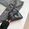 New fashionable solid color niche simple shoulder armpit bag women's handbag high texture messenger bag