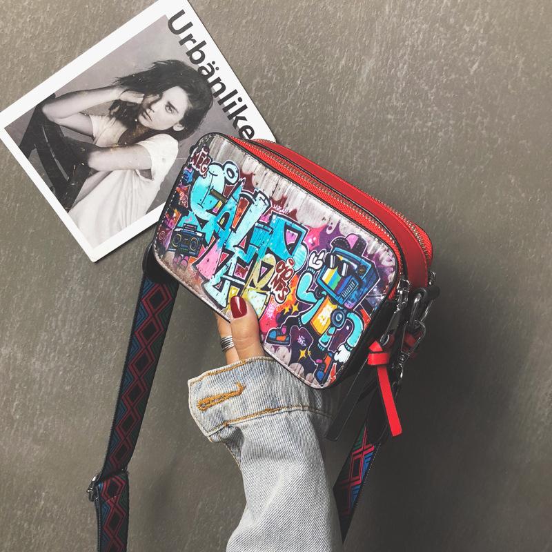 Personalized Graffiti Camera Bag Women's 2025 New Korean Version Fashion Trend Ins Wide Shoulder Strap Crossbody Small Square Bag Pu