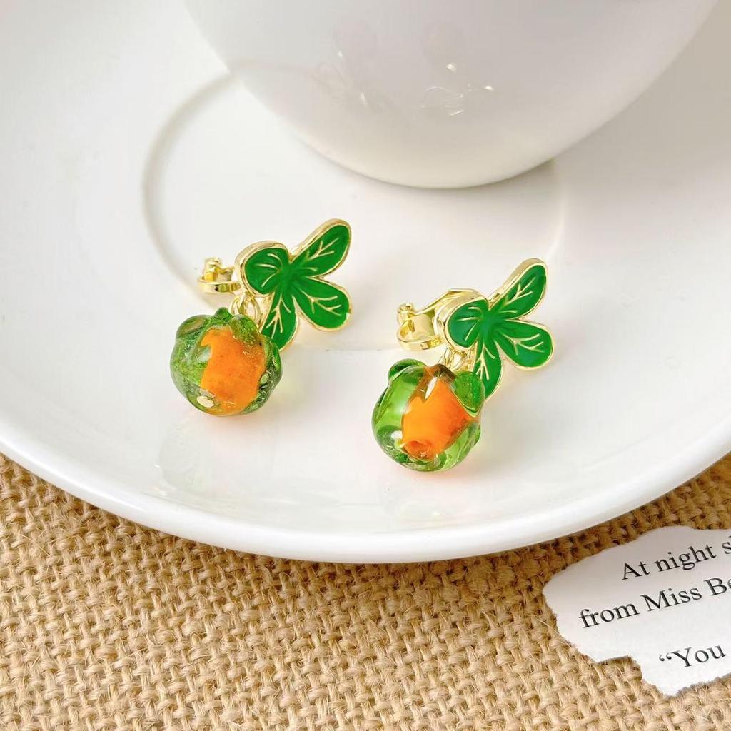 Korean Xiaoxiang Love Heart Earrings: High-End Summer Sweet Design with Niche Oil Drop Accents