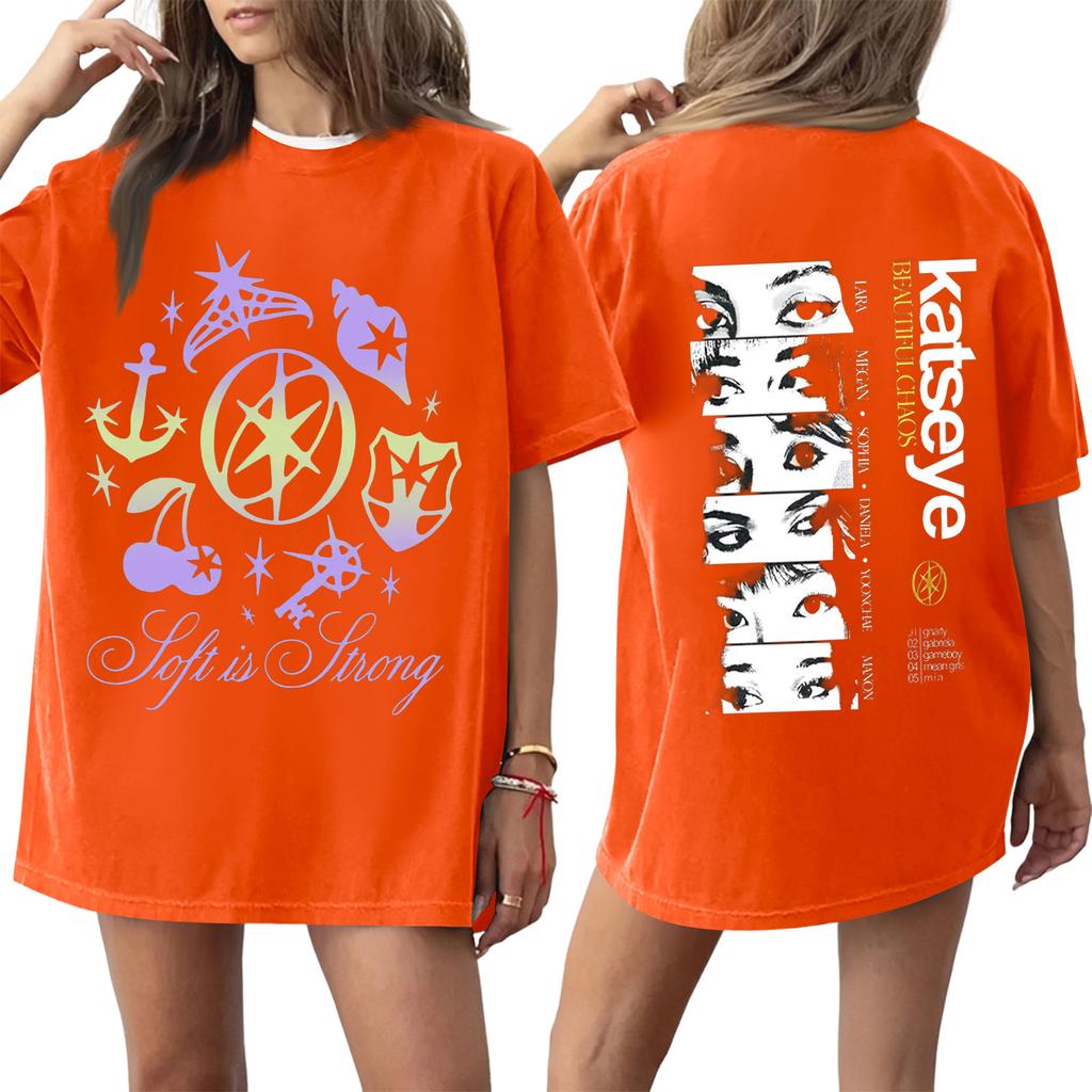Dam T-shirt med tryck och rund hals och korta ärmar
