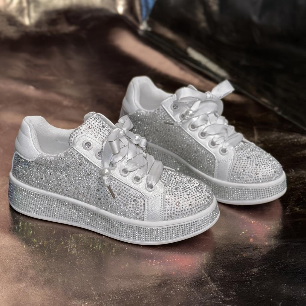 Plus Size Baby's Breath Rhinestone Casual Women's Shoes 2025 Spring New Arrival Lace-Up Sneakers Versatile Fashionable White Sneakers