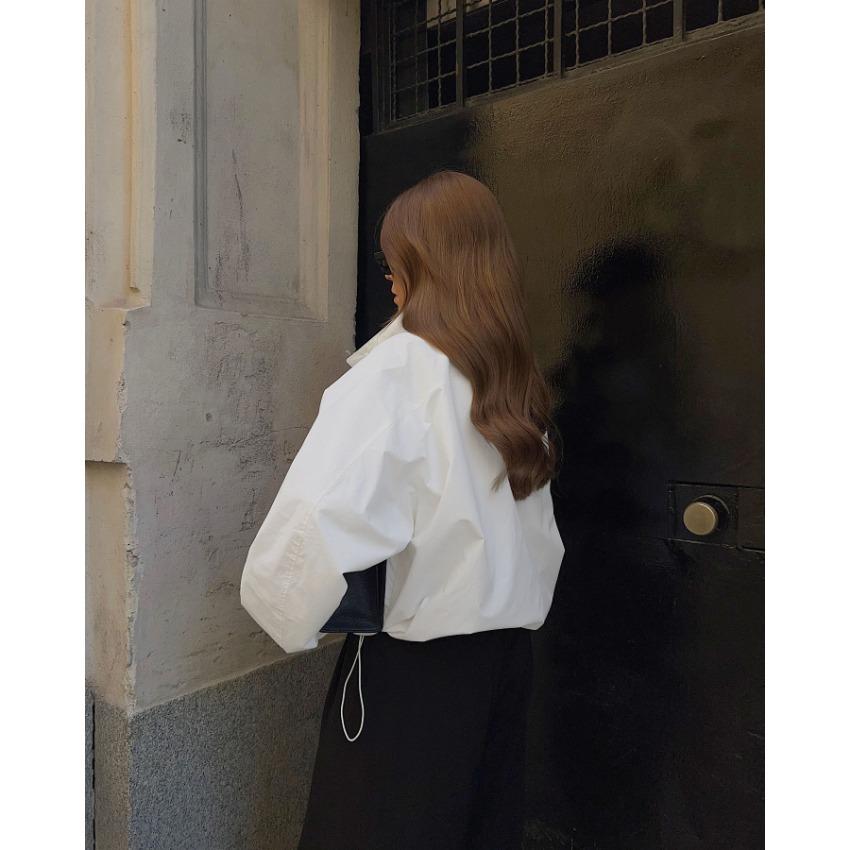 Autumn and Winter New Loose Drawstring Outdoor Jacket Design Sense White Black Stand-up Collar Trench Coat