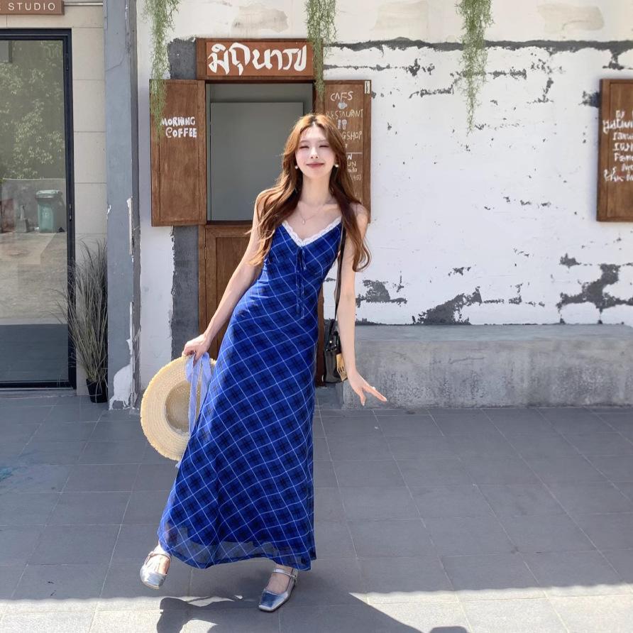 French Blue Dress Women's Summer Sexy V-neck Suspender Skirt Waist Thin A-shaped Long Dress Beautiful Long Skirt