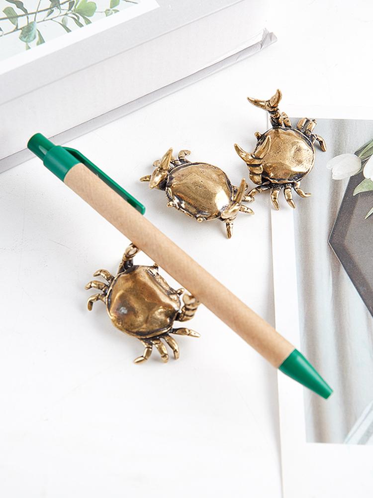Retro Mosazný Krab Malá Soška Ornament Stojan na Pera Mini Stolní Figurka Kancelářská Dekorace Řemeslná Kolekce Ozdoby