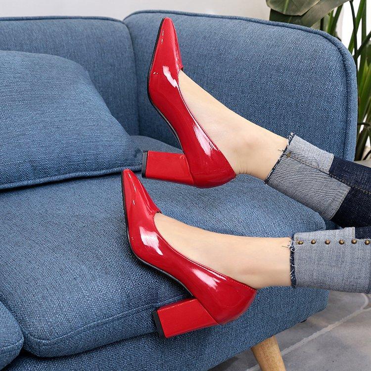 New low-top work women's shoes autumn trimming thick heel solid color light mouth PU foot cover pointed high heel women's shoes
