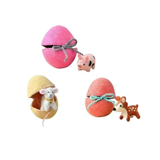 

3/6Pcs Easter Egg Ornament with Hidden Felt Animal Toy Handmade Lace-up Egg with Animal Inside Desktop Decoration Easter Holiday Party Favors A