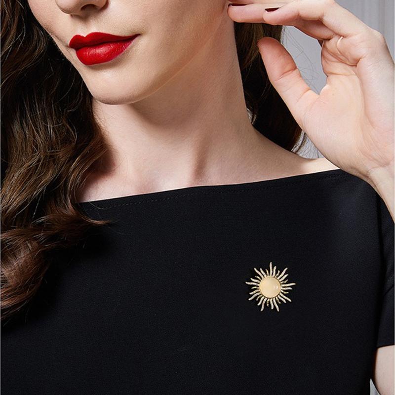 Fashion Dress Brooch Pin  Sun Metal Women Brooch  New Accessories Jewelry For Lady Gold Brooches Pins Clothing Gift