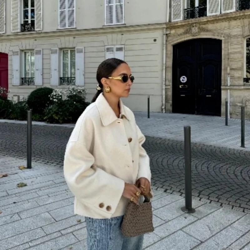 Women's Autumn/Winter Street Fashion Woolen Short Coat with Lapel Collar