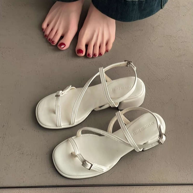 Retro brown word with Roman sandals women's summer new thick heel with skirt beautiful toe sandals