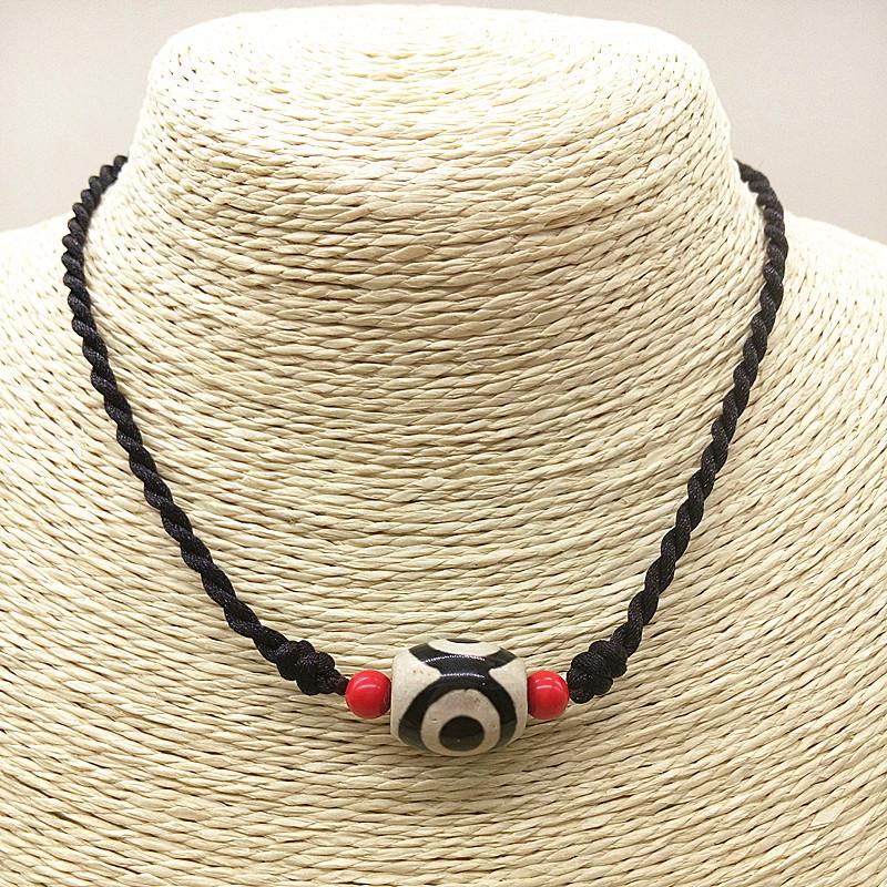 Ethnic Style Hand-Woven Neutral Collarbone Necklace with Three-Eyed Tibetan Agate Dzi Bead Woven