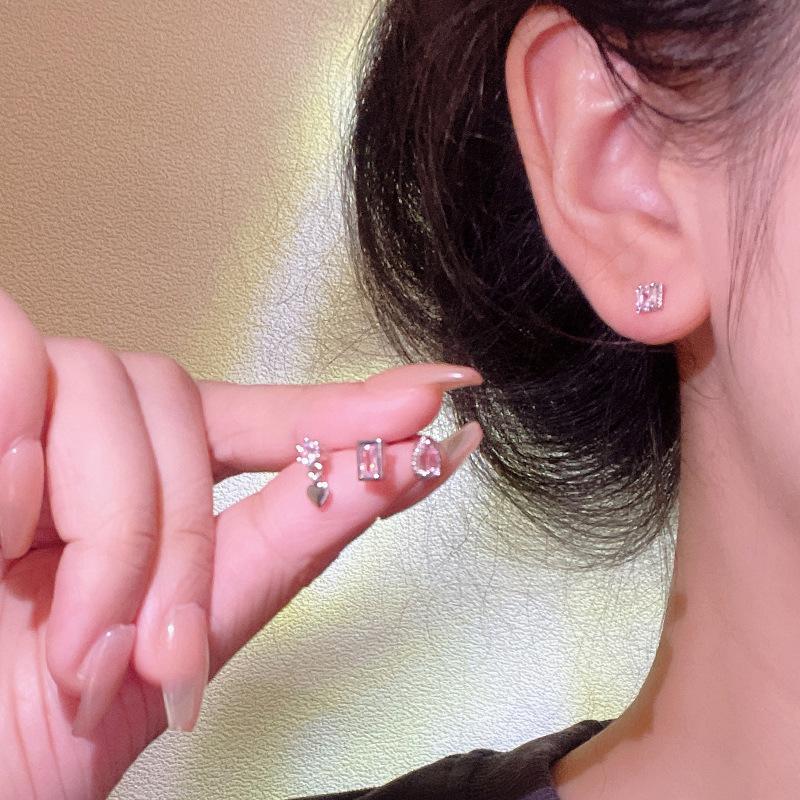 6Pcs Y2K Style Pink Crystal Starry Earrings Set for Women Exquisite Moon Tassel Chain Sweet Planet Accessories Fashion Jewelry