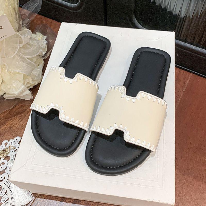 Flat-bottomed cool slippers women's casual beach cool slippers with skirts versatile one-word slippers 2025 summer new