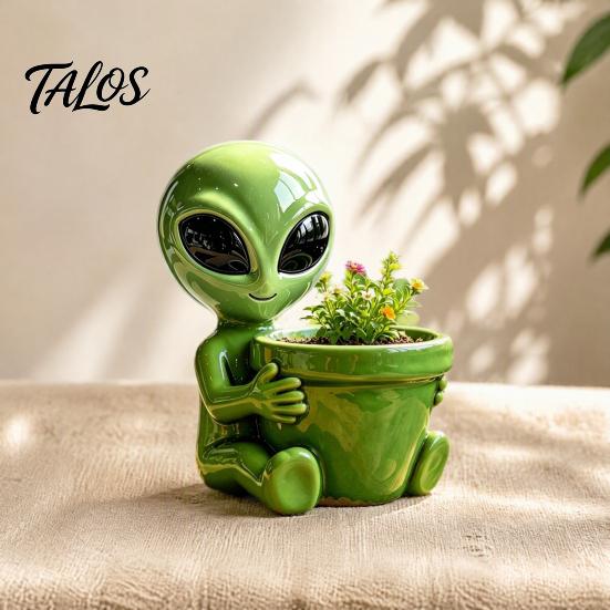 Outdoor Succulents Pots Funny Alien Planter, Resin Flower Pot, Decorative Plant Planter Pot for Succulents, Cactus, Sci-fi Lovers Gift Indoor