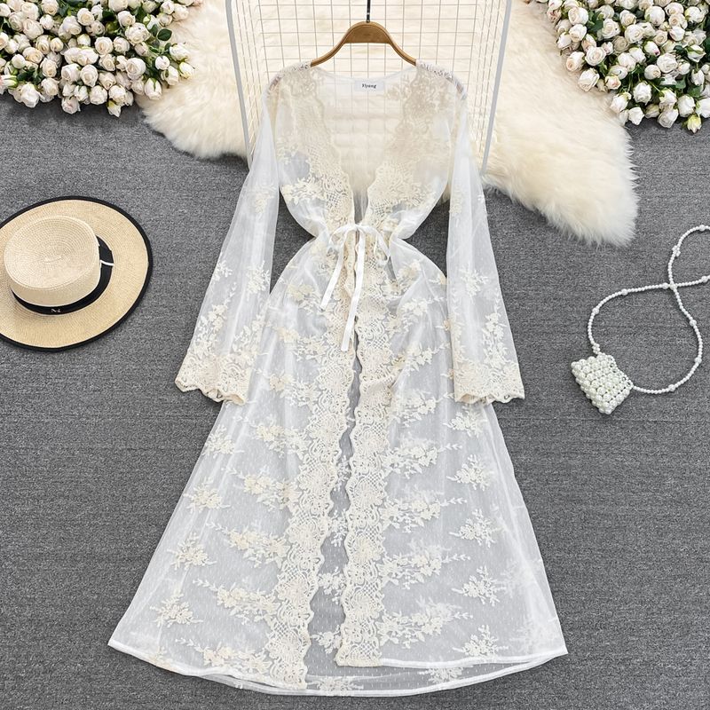 

Retro Elegant V Neck Loose Waist-Tight Flower Lace Embroider Perspective Mid Length Long Length Sunscreen Lace Lace Cardigan Outwear Women Apricot All yards