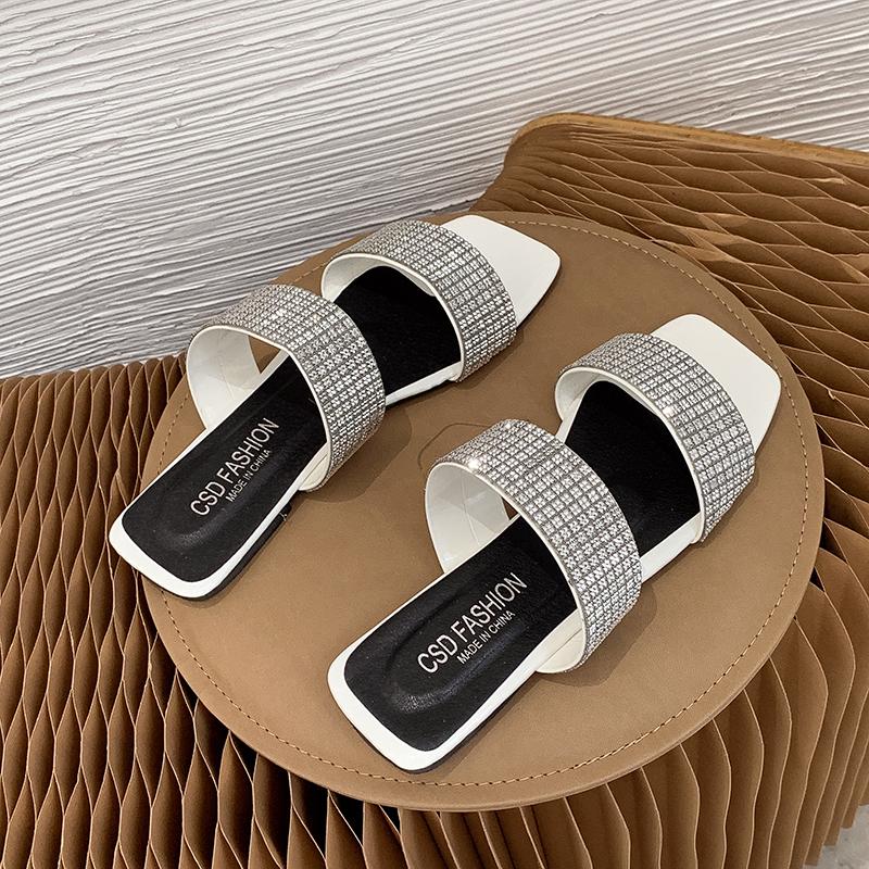 

Женские летние новые роскошные брендовые дизайнерские женские туфли со стразами, повседневные нескользящие пляжные тапочки на плоской подошве для женщин, большой размер