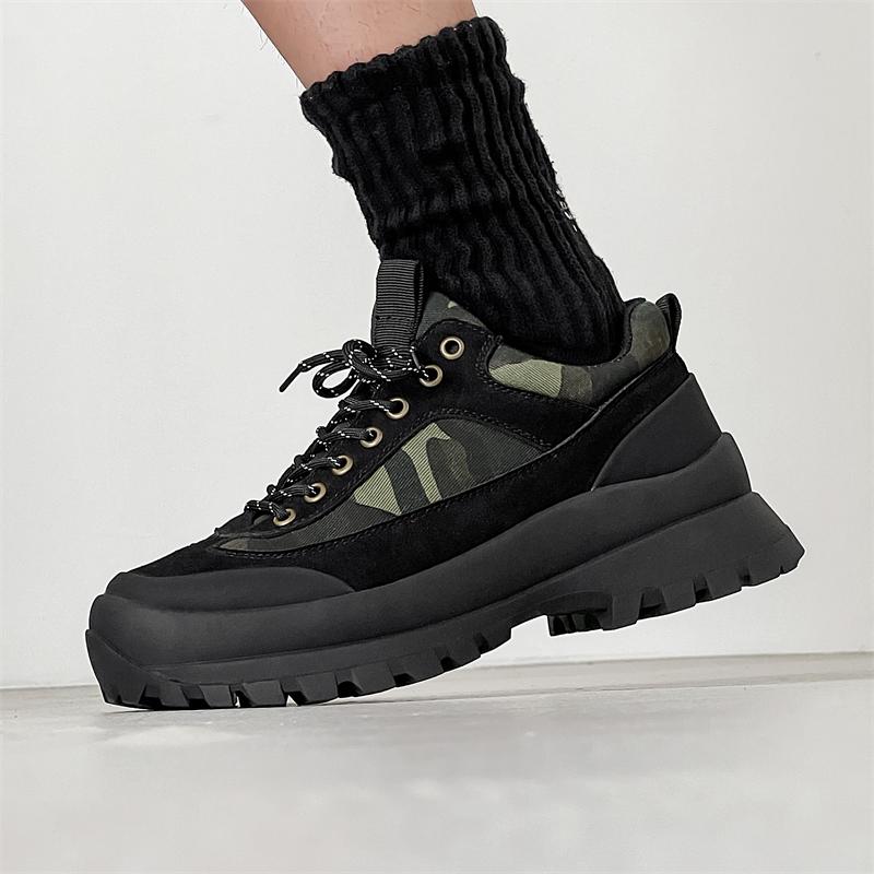Outdoor leisure shoes Luxury designer style leisure sports Traveling outside High quality youth shoes Thick soled Hot New