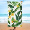 Tropischer Bananenblatt-Blumenmuster Strandtuch Grünes Monstera-Blattmuster Schnelltrocknendes Saugfähiges Handtuch für Sommerstrandpool