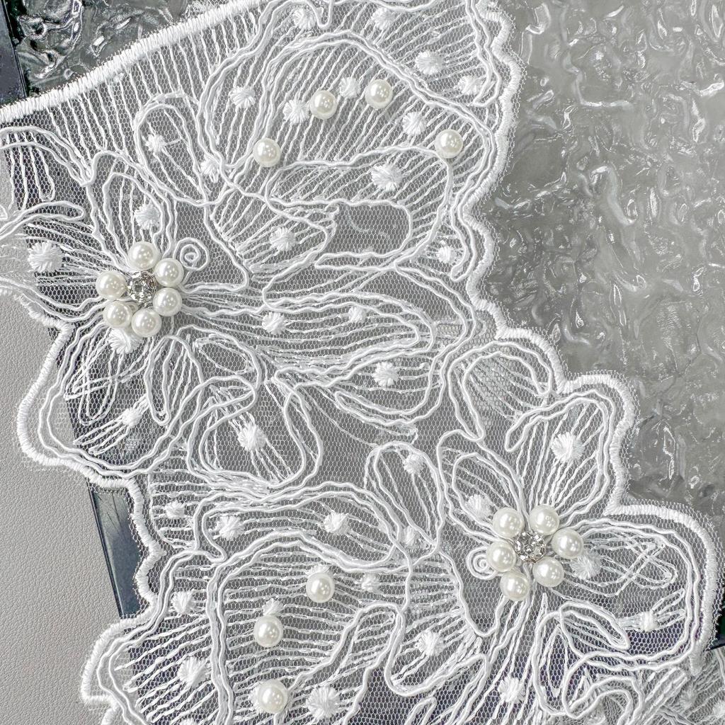 White Beaded V-Neck Mesh Strand Patch Dress Wedding Dress Performance Dress Decorative Front Collar Cloth Sticker Accessories
