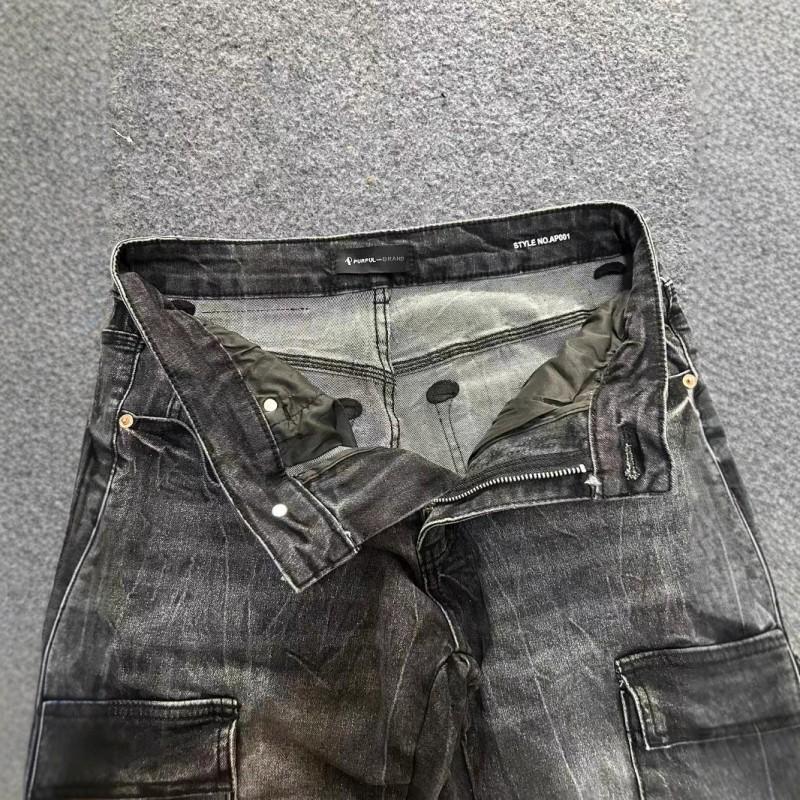 Jeans da uomo in denim elasticizzato nero con dettaglio ricamato, gamba leggermente svasata, vita media, stile casual streetwear