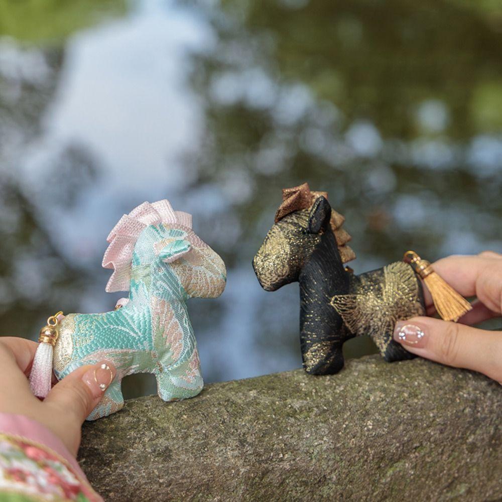 Brocade Zodiac Horse Sachet Refillable Embroidery Mascot Pony Pendant Zipper Design Chinese Style Bag Horse Hanging Decoration