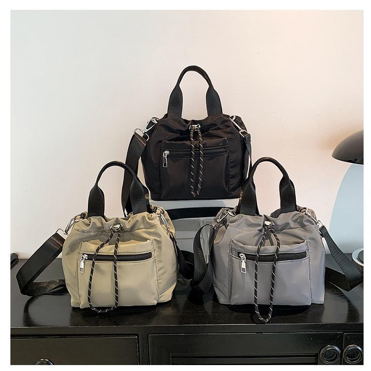 Nylon Drawstring Bucket Bag Women's 2025 New Large-capacity Simple and Versatile Fashion Shoulder Bag Korean Handbag