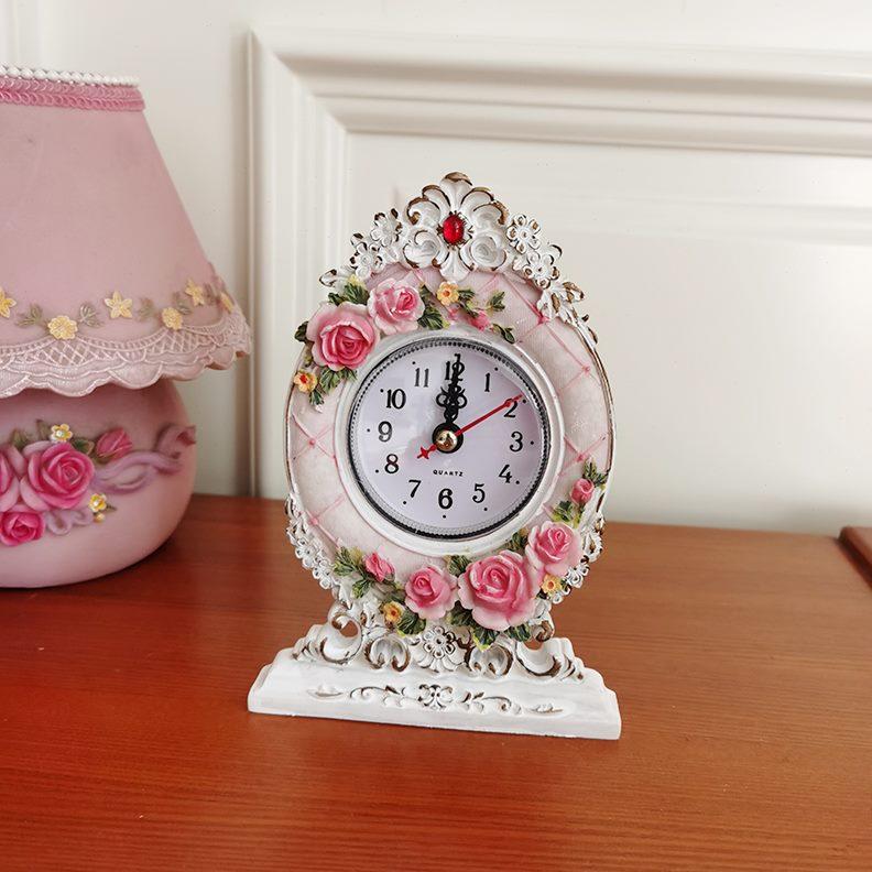 European-Style Desk Resin Small Alarm Clock, Desktop Ornaments, Handicraft Clock
