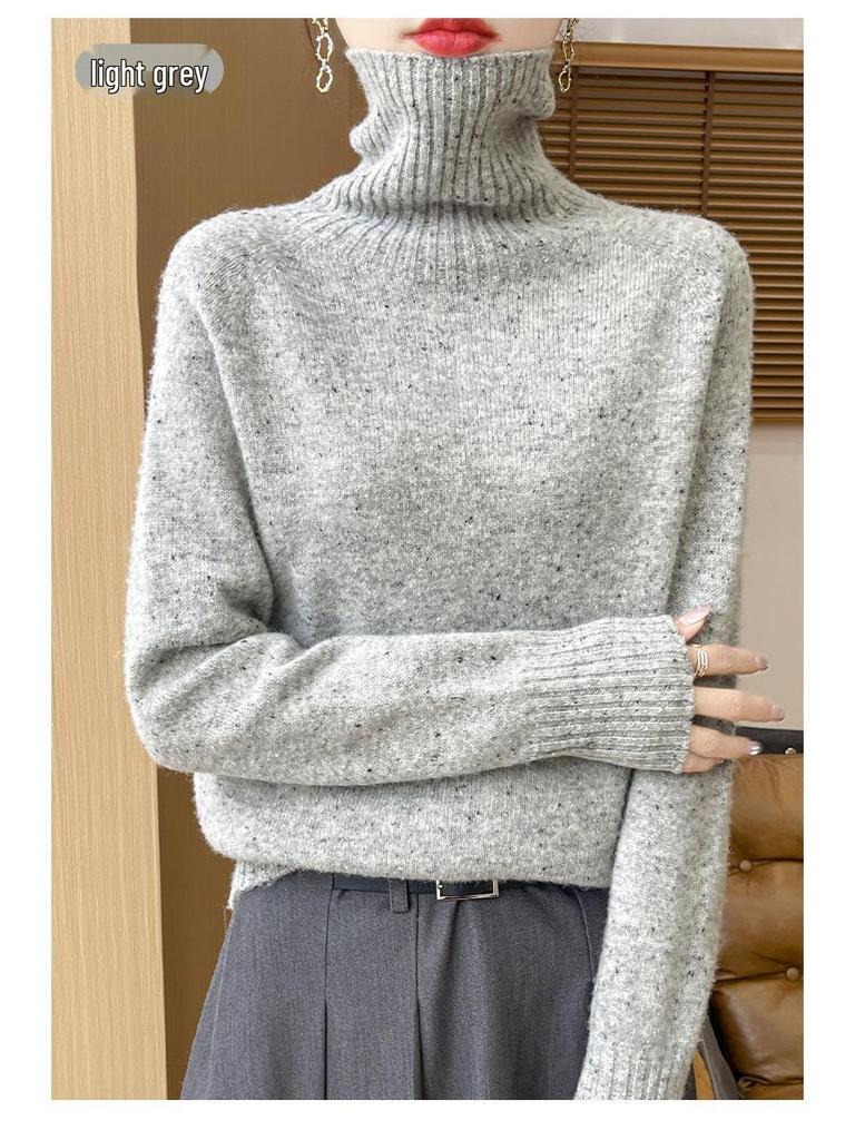 Damski sweter z wysokim dekoltem, o luźnym kroju, wykonany w 100% z wełny - Gruby, wszechstronny dziergany pulower na jesień i zimę