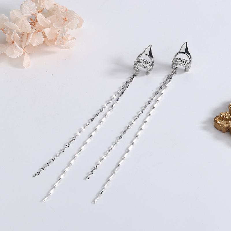 Elegante Quasten Elfenohrmanschetten: Kein Piercing, Mehrlagiges Perlen- und Kettendesign