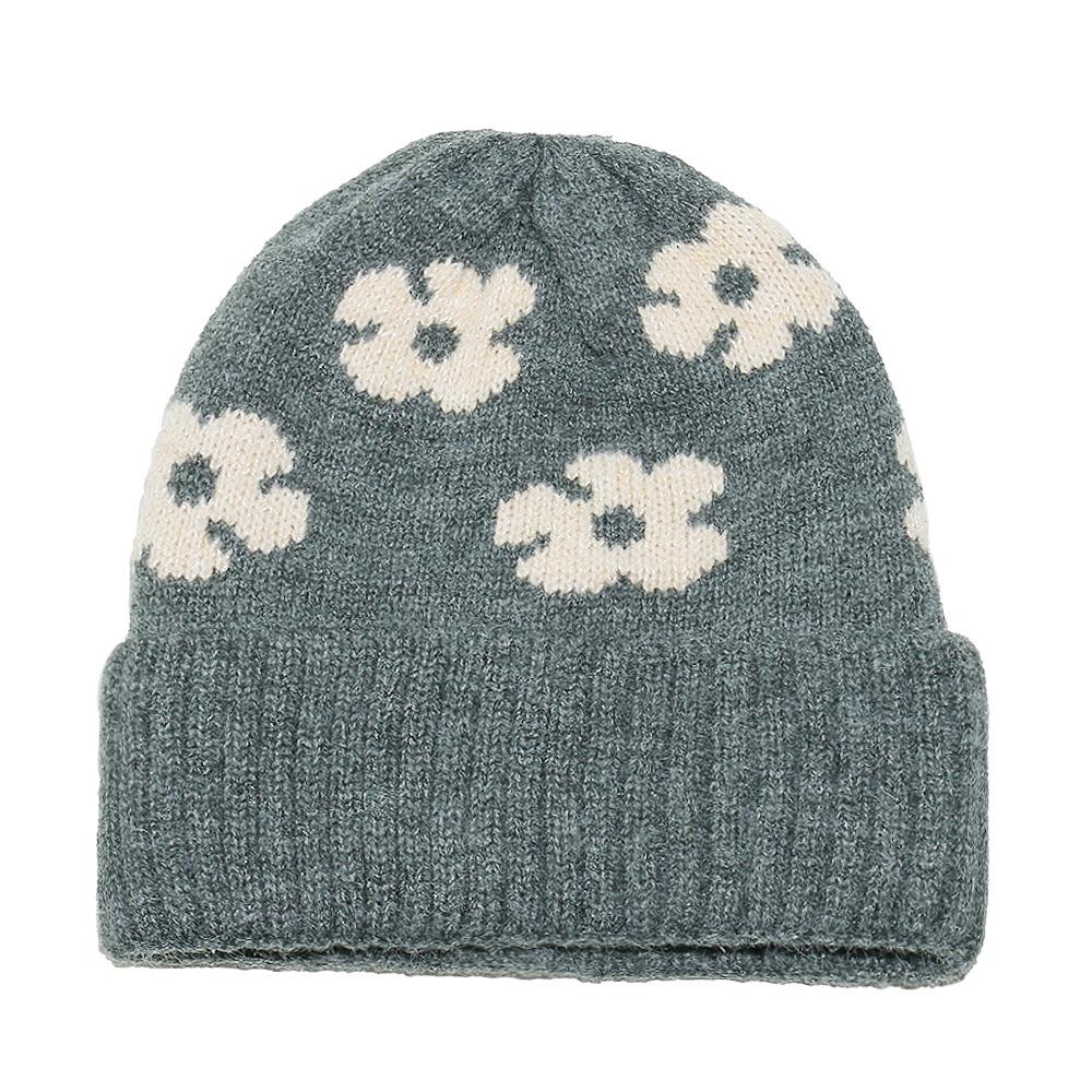 2025 winter new wool hats for men and women, cold-proof and warm cold hats, piled thickened pullover hats, flower knitted hats for women