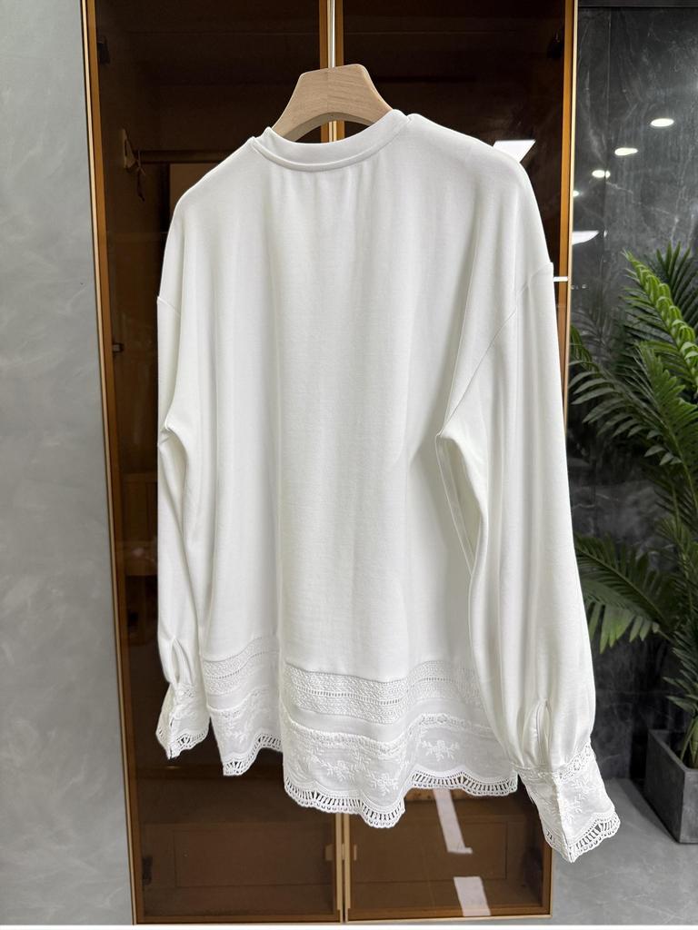 Korean Long Sleeve Lace Trim T-shirt, Round Neck, Solid Color, Casual Loose Fit