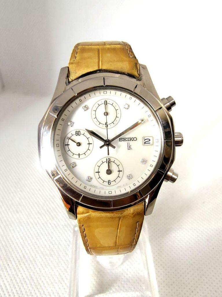 [USED] Seiko Lucia 8P Diamond Mother-of-Pearl Chronograph SSVL021