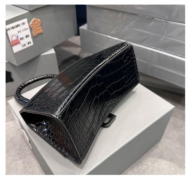 2024 Crocodile Pattern Hourglass Shoulder Bag for Women - High-Quality Spring/Summer Crossbody Handbag