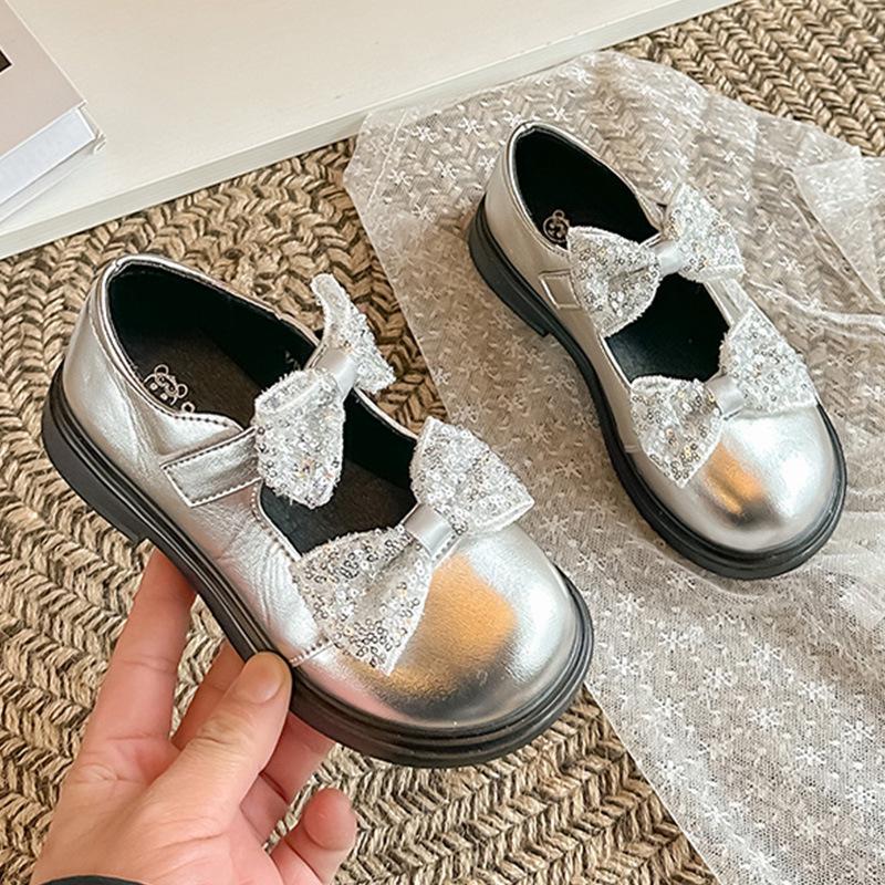 

Girls Sequined Leather Shoes: Spring/Autumn Bow Knot Non-slip Princess Shoes, Lightweight Soft Sole for Fashionable Performance Size 26-30, all five pairs срібний