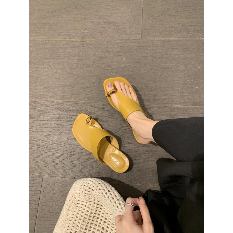 Trendy Metal Capri Early Summer Set Toe Square Head Versatile Flat Bottom Outer Wear Herringbone Open Toe Cool Slippers Female Summer