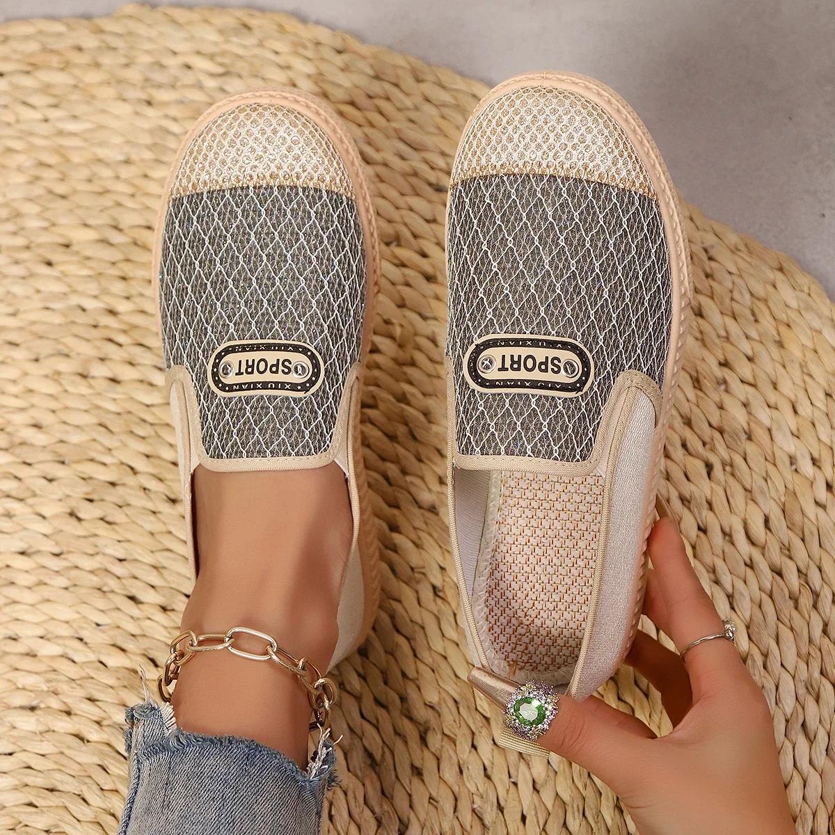 

2025 Новая горячая распродажа женской обуви Slip on женская вулканизированная обувь с круглым носком и блестками однотонная уличная платформа повседневная удобная обувь 39